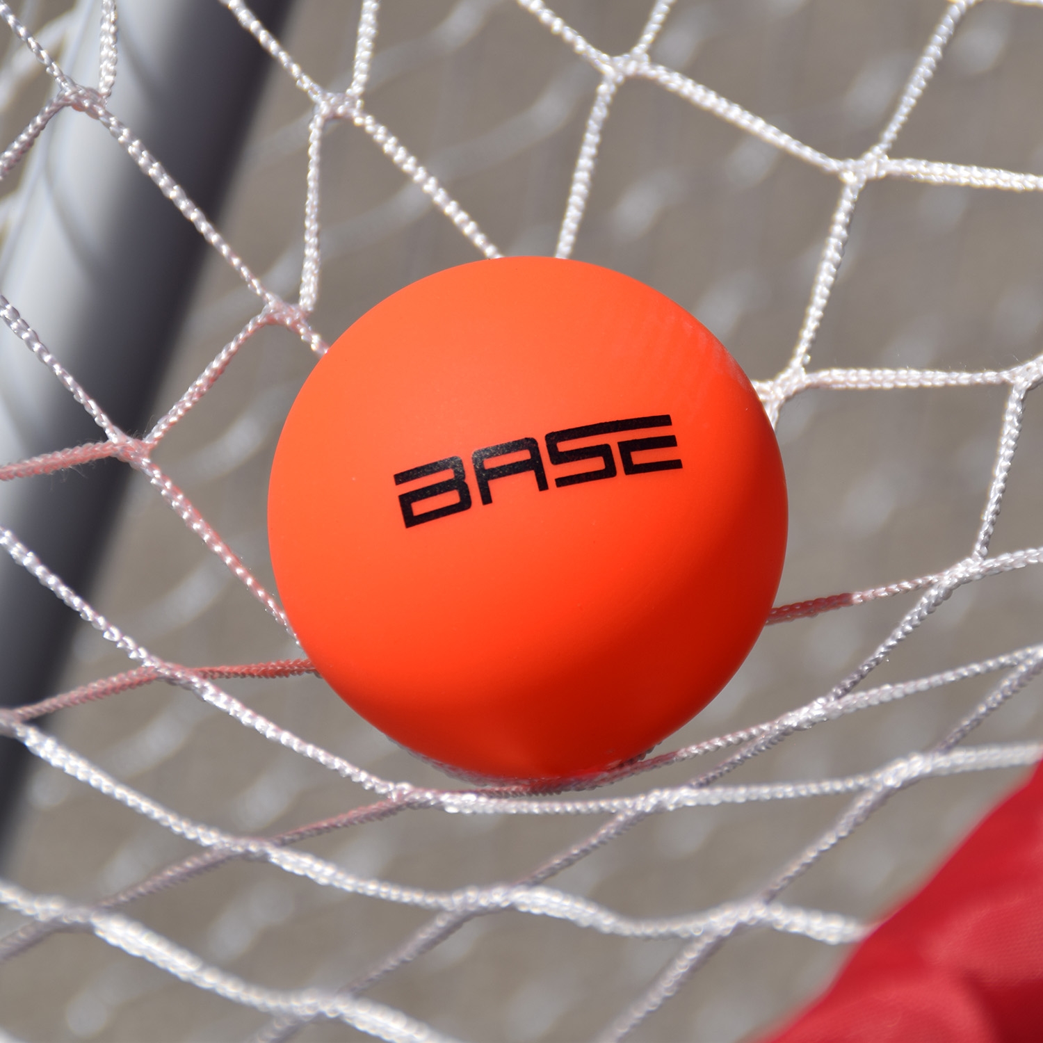 BASE Liquid Filled - Paper Box Orange Street Hockey Hockey Ball – Bild 4