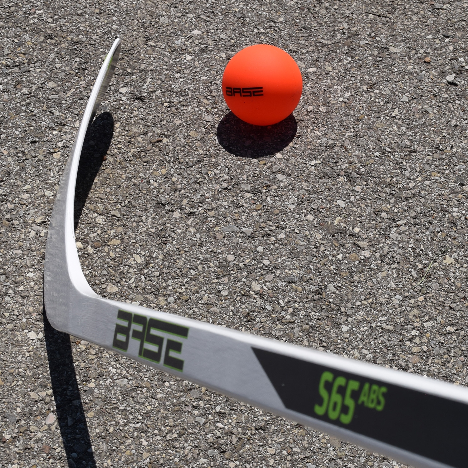 BASE Liquid Filled - Paper Box Orange Street Hockey Hockey Ball – Bild 5